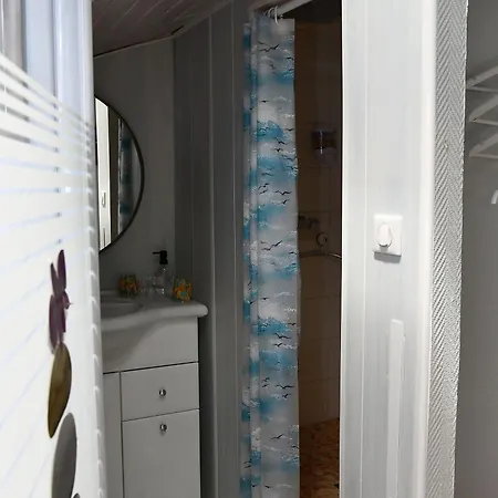 לינה וארוחת בוקר Les D'any Et Jean-louis