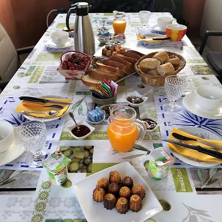 Les D'any Et Jean-louis Bed and Breakfast Mios