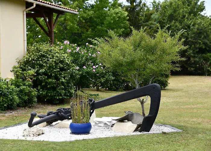 Couette-café Les D'any Et Jean-louis Mios