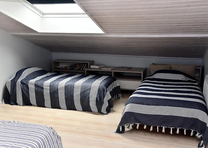 Les D'any Et Jean-louis Nocleg ze śniadaniem