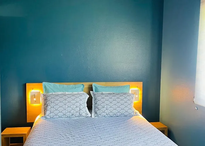 Couette-café Les D'any Et Jean-louis 3*